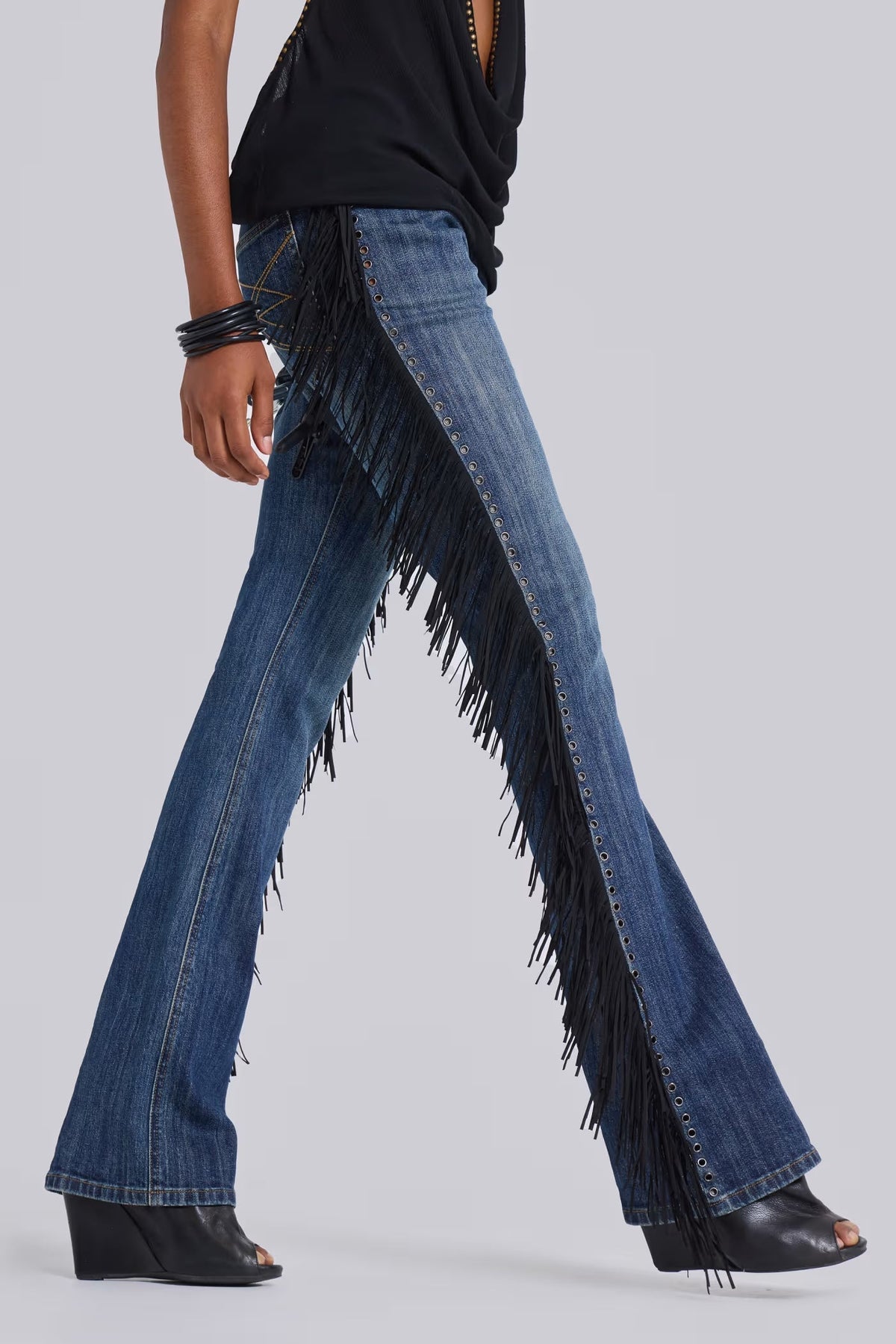 MISS MONDAY | JEANS MIT FRANSEN