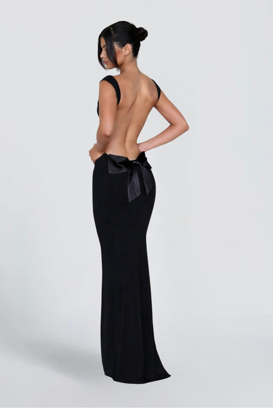 MISS MONDAY | BUTTERFLY MAXI DRESS
