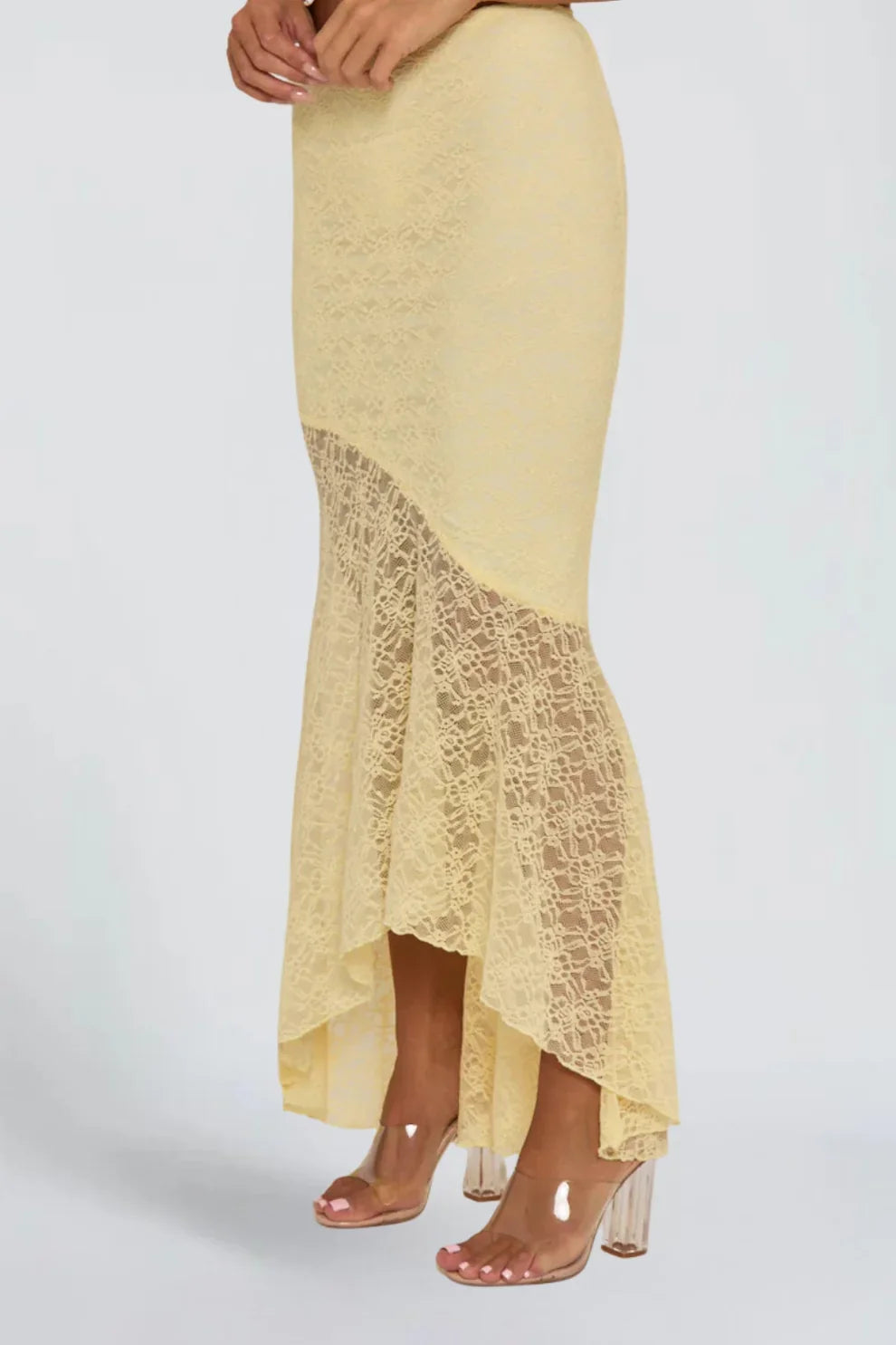 MISS MONDAY | ENSEMBLE MOUNA