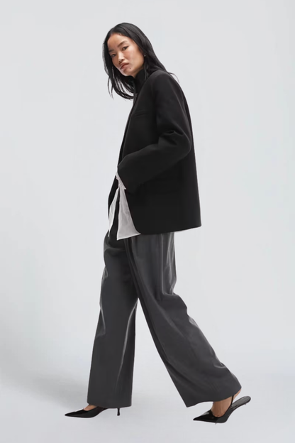 MISS MONDAY | DOUBLE-BREASTED BLAZER