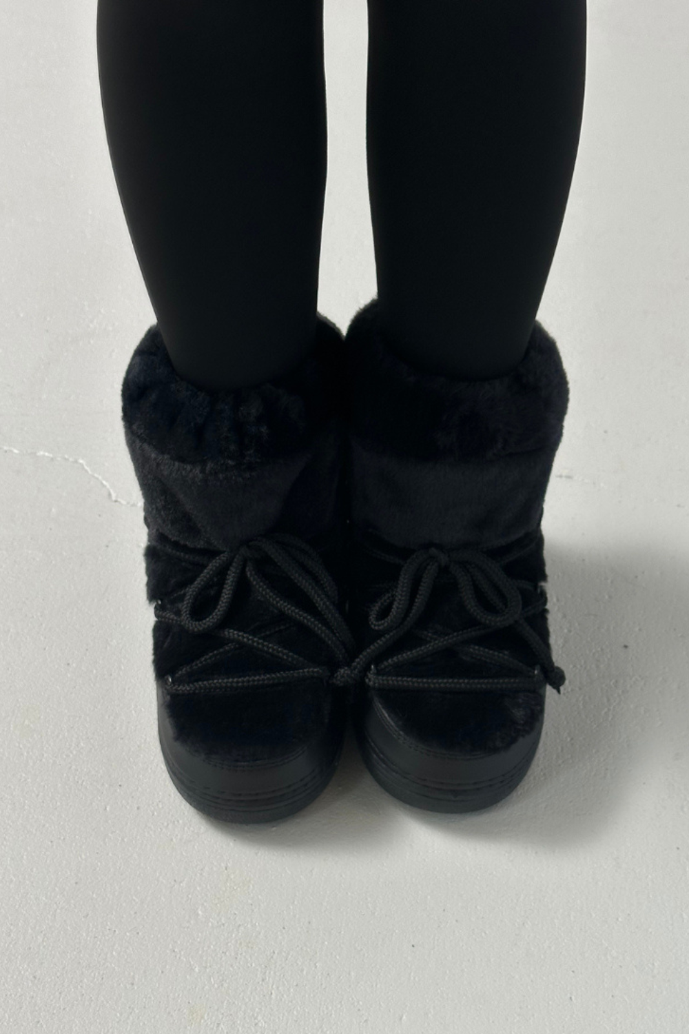 MISS MONDAY | BUTY SINDRA