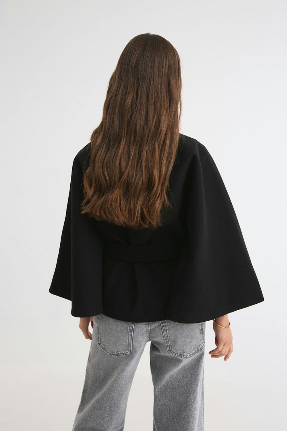 MISS MONDAY | PONCHO ZELIA