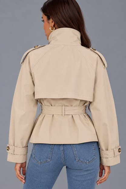 MISS MONDAY | TRENCH CORTO CON CINTURA
