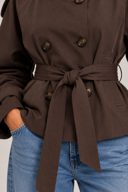 MISS MONDAY | TRENCH CORTO CON CINTURA