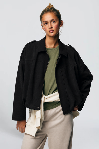 MISS MONDAY | BOMBER COURT EFFET DAIM