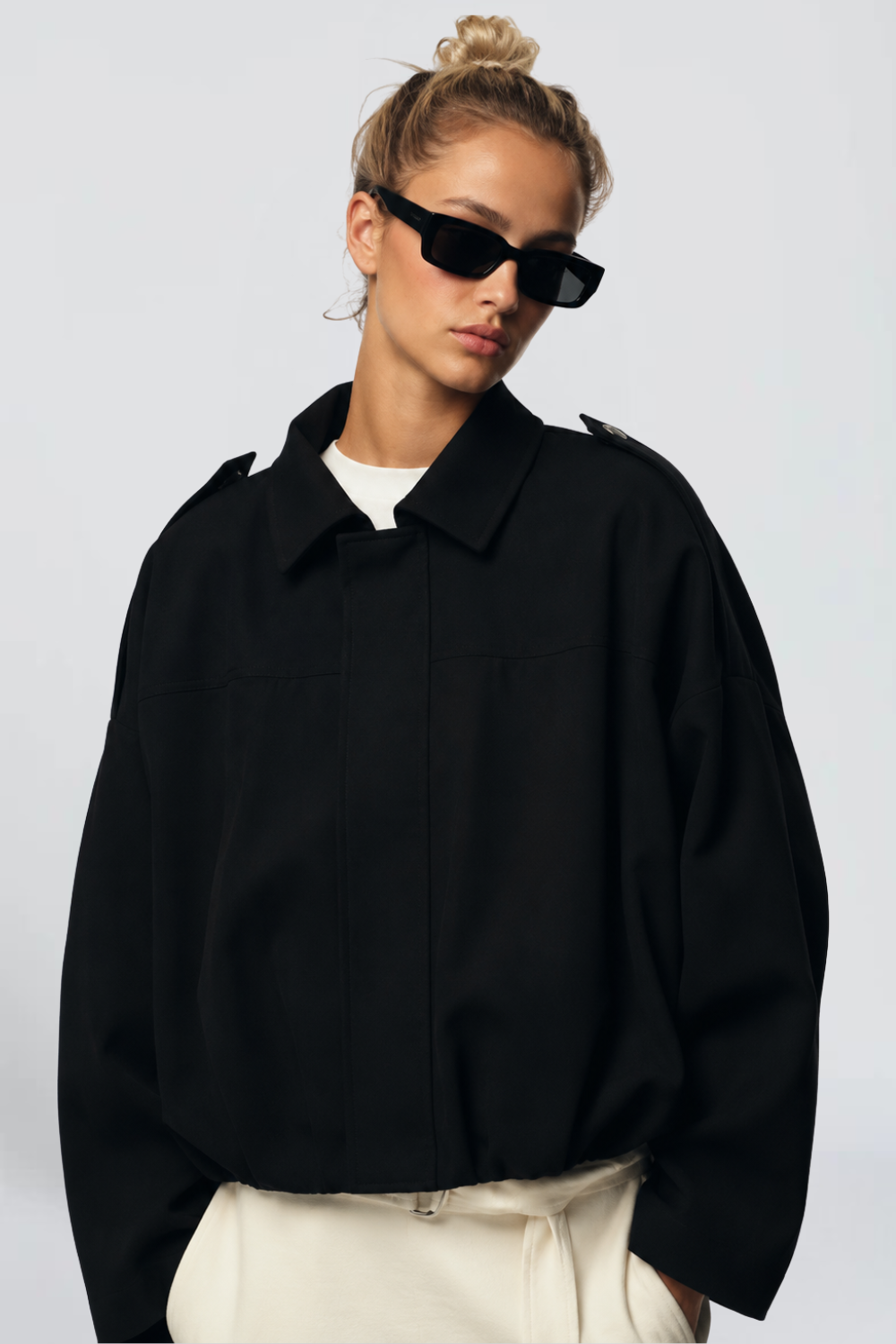 MISS MONDAY | BOMBER COURT EFFET DAIM