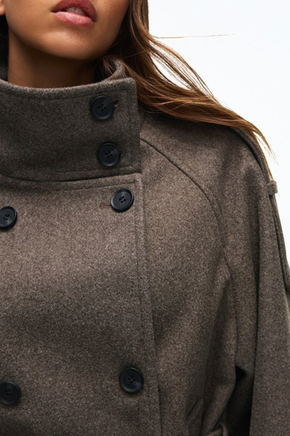 MISS MONDAY | KURZER TRENCHCOAT MERYL