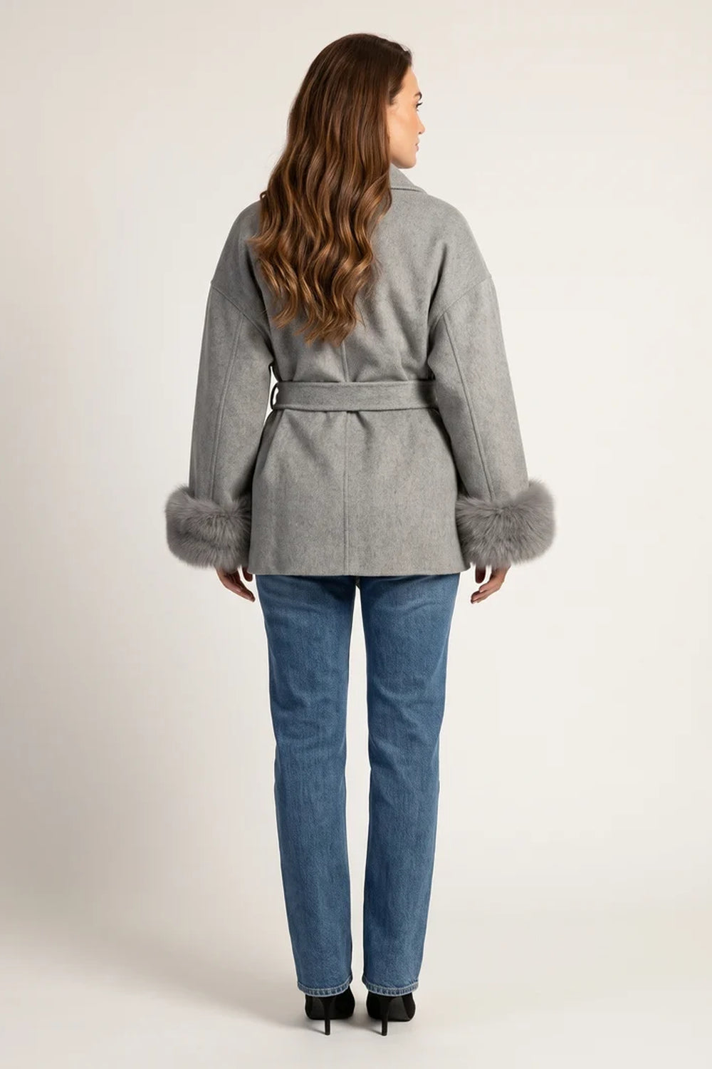 MISS MONDAY | NELLY GIACCA IN ECOPELLICCIA