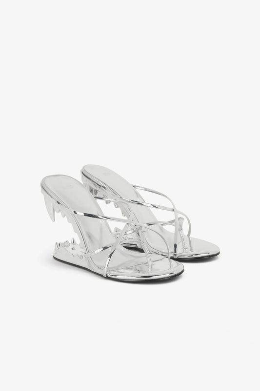 MISS MONDAY | VELVET HIGH HEELS